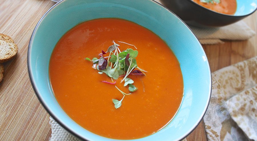 Red Pepper, Tomato and Lentil Soup