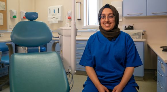 Dentist Maryam Imran