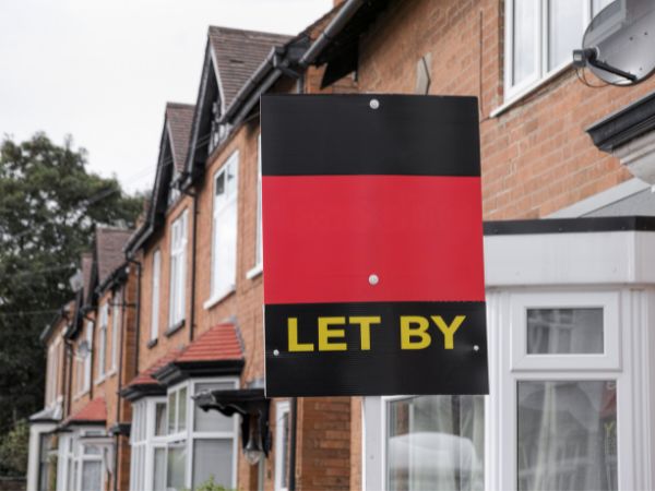 Home with a Let By sign outside